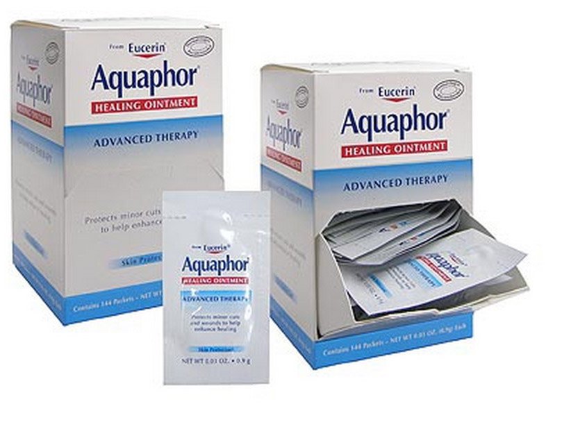 Hand and Body Moisturizer Aquaphor® Advanced Therapy 0.9 Gram Individual Packet Unscented Ointment